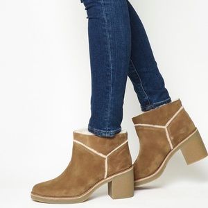 Laden heeled UGG boots
